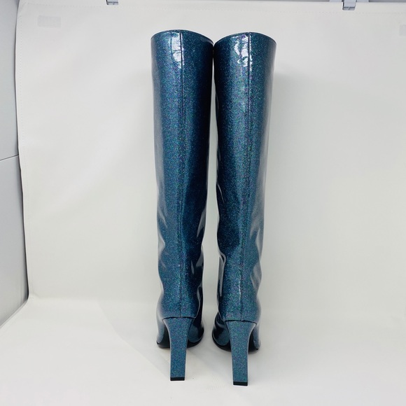 AREA**Glitter Patent Leather Boots**US 6 $880 - Picture 6 of 8